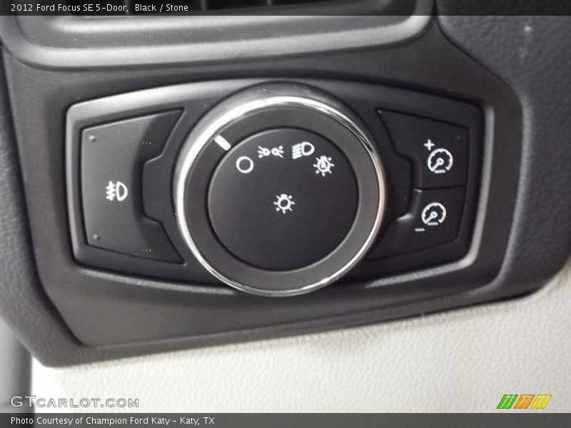 Black / Stone 2012 Ford Focus SE 5-Door