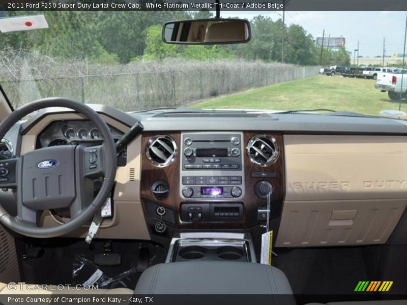 White Platinum Metallic Tri-Coat / Adobe Beige 2011 Ford F250 Super Duty Lariat Crew Cab