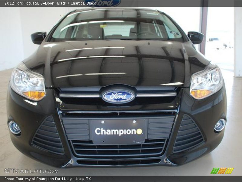 Black / Charcoal Black 2012 Ford Focus SE 5-Door