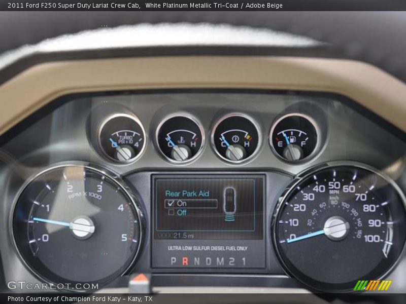 White Platinum Metallic Tri-Coat / Adobe Beige 2011 Ford F250 Super Duty Lariat Crew Cab