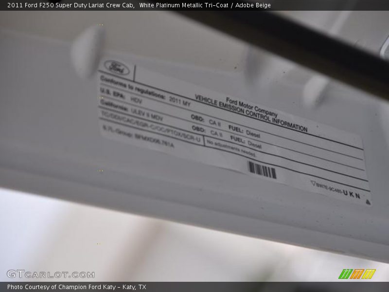 White Platinum Metallic Tri-Coat / Adobe Beige 2011 Ford F250 Super Duty Lariat Crew Cab