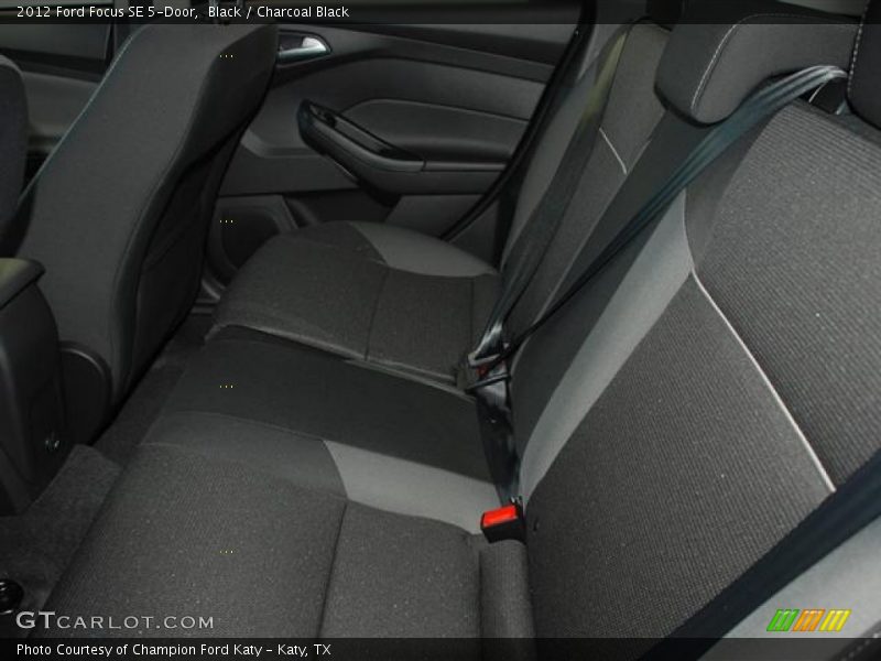 Black / Charcoal Black 2012 Ford Focus SE 5-Door