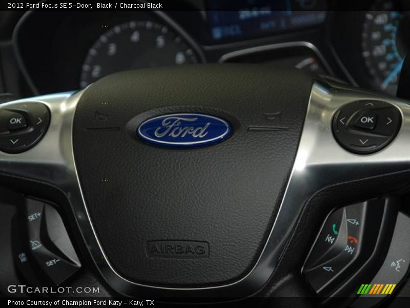 Black / Charcoal Black 2012 Ford Focus SE 5-Door