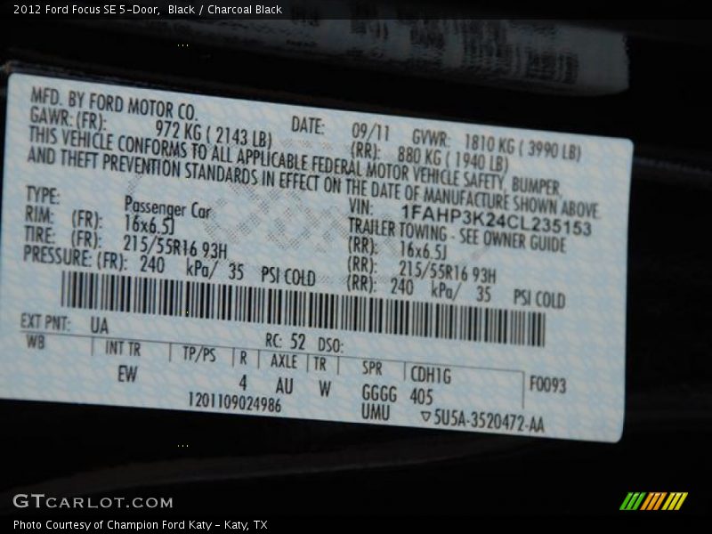 Black / Charcoal Black 2012 Ford Focus SE 5-Door