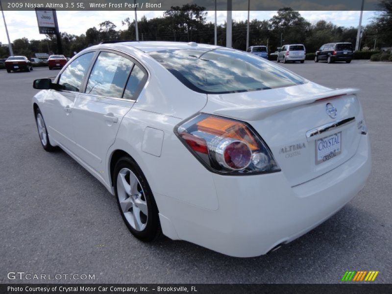 Winter Frost Pearl / Blond 2009 Nissan Altima 3.5 SE