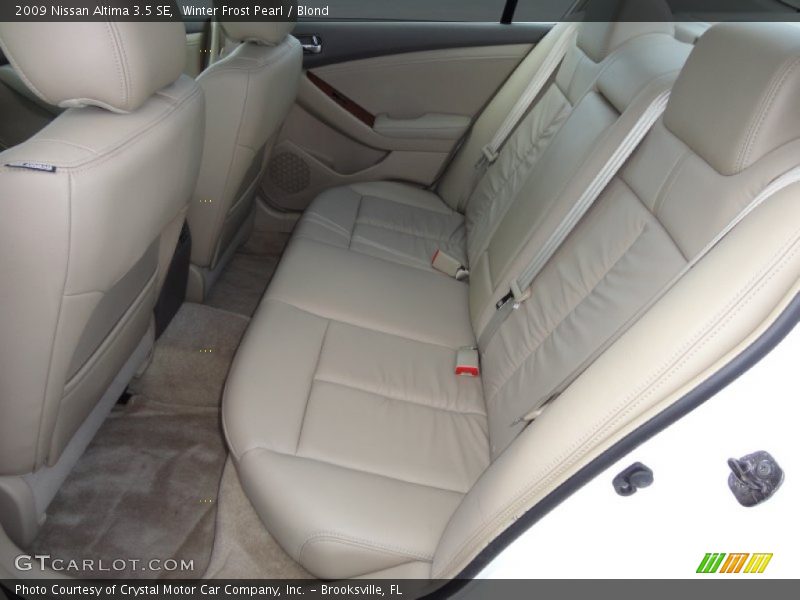 Winter Frost Pearl / Blond 2009 Nissan Altima 3.5 SE