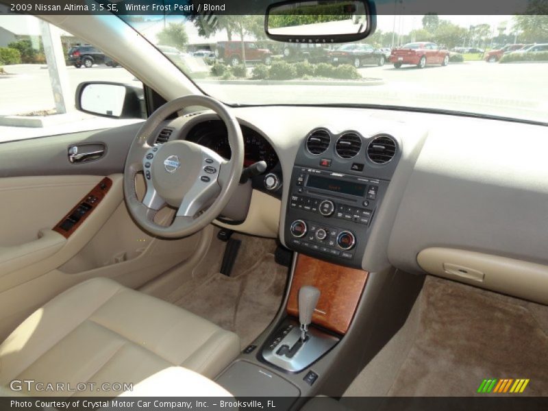 Winter Frost Pearl / Blond 2009 Nissan Altima 3.5 SE