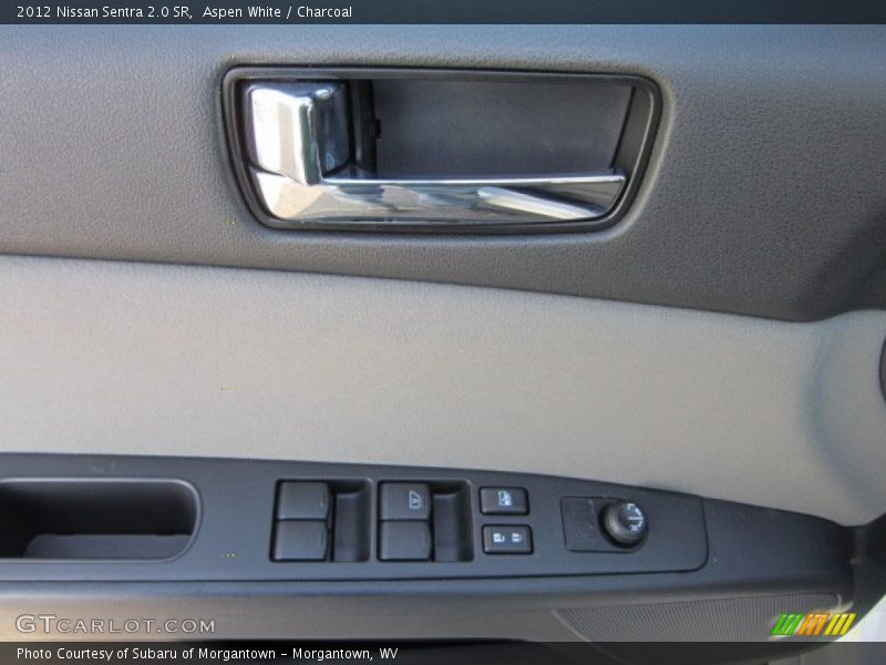 Aspen White / Charcoal 2012 Nissan Sentra 2.0 SR