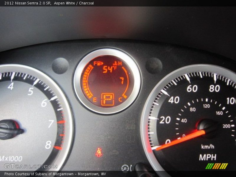 Aspen White / Charcoal 2012 Nissan Sentra 2.0 SR