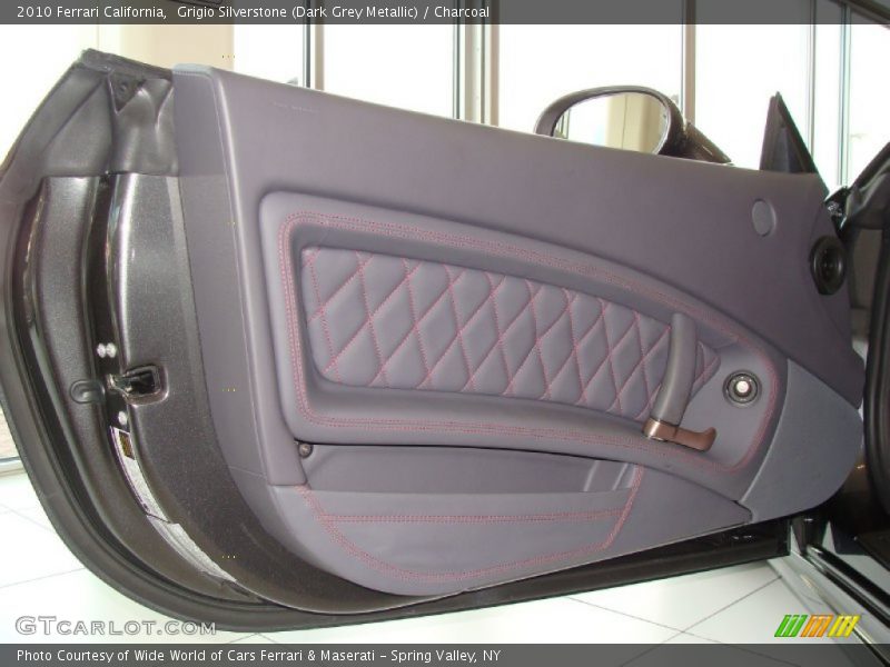 Door Panel of 2010 California 