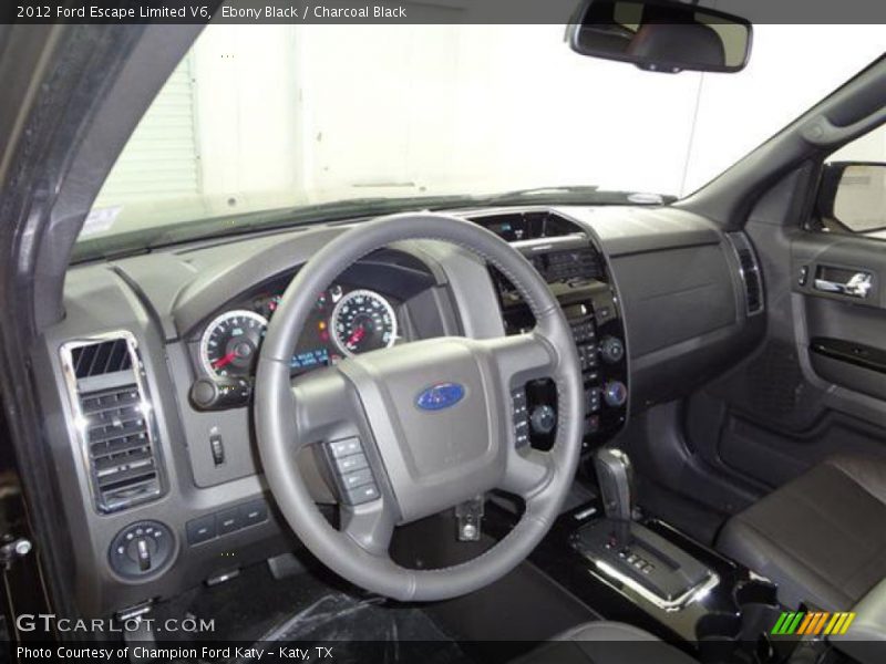 Dashboard of 2012 Escape Limited V6