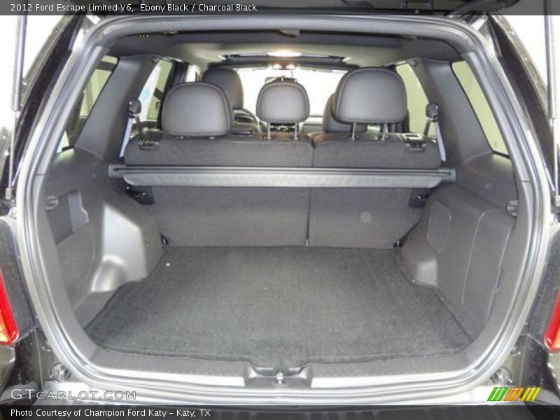  2012 Escape Limited V6 Trunk