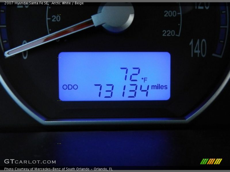 Arctic White / Beige 2007 Hyundai Santa Fe SE