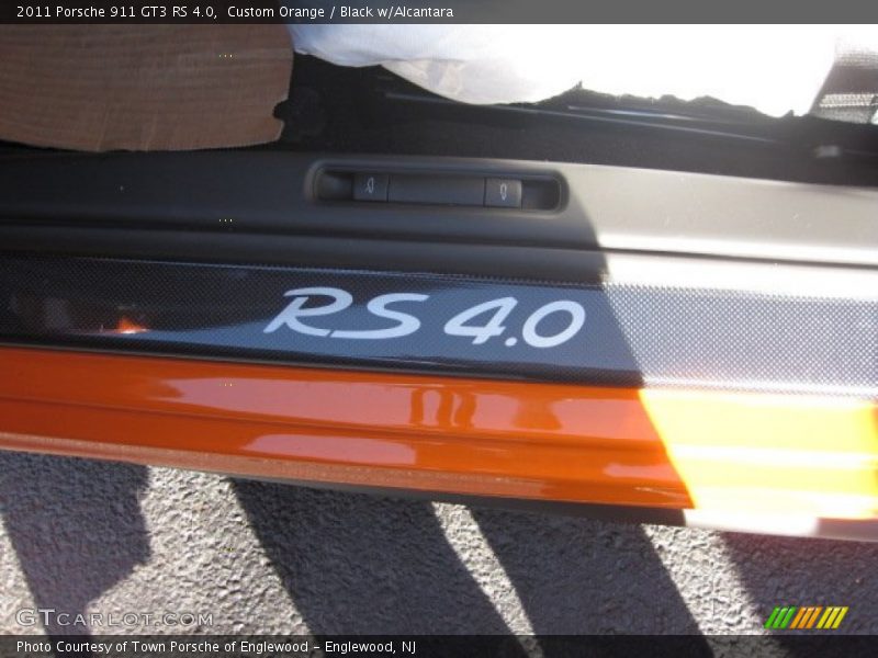 RS 4.0 doorsill - 2011 Porsche 911 GT3 RS 4.0