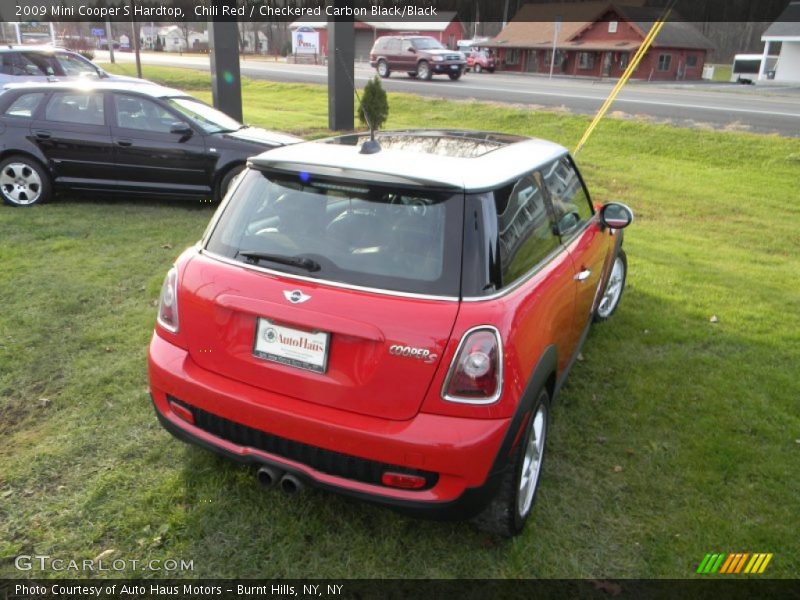 Chili Red / Checkered Carbon Black/Black 2009 Mini Cooper S Hardtop