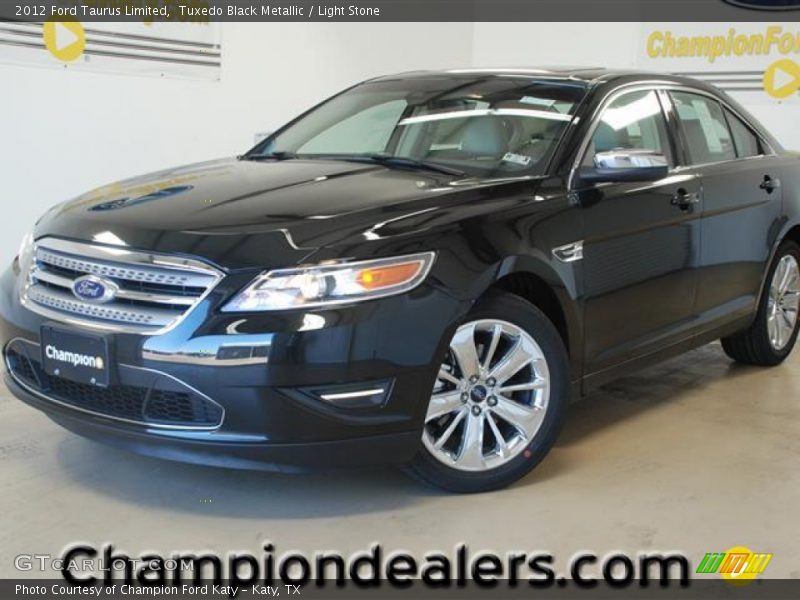 Tuxedo Black Metallic / Light Stone 2012 Ford Taurus Limited