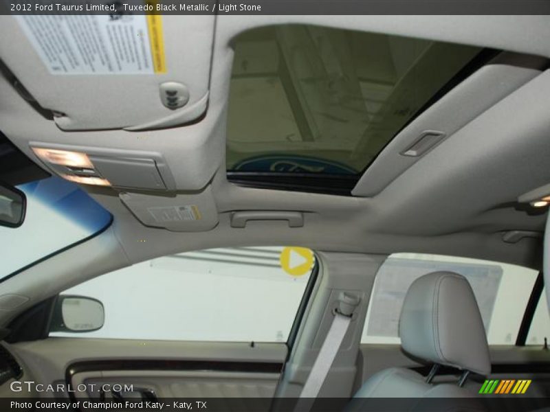 Tuxedo Black Metallic / Light Stone 2012 Ford Taurus Limited