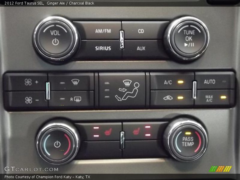 Controls of 2012 Taurus SEL