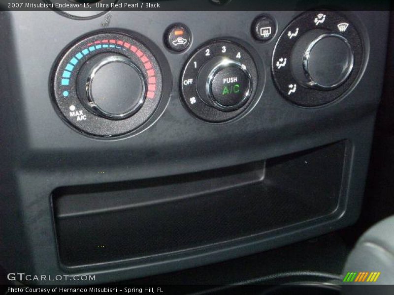 Ultra Red Pearl / Black 2007 Mitsubishi Endeavor LS