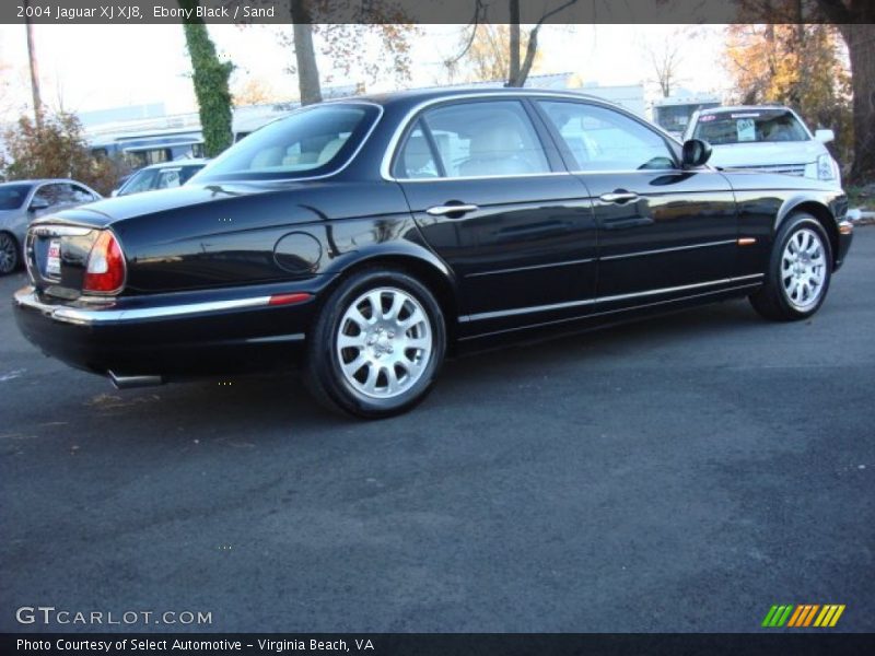Ebony Black / Sand 2004 Jaguar XJ XJ8