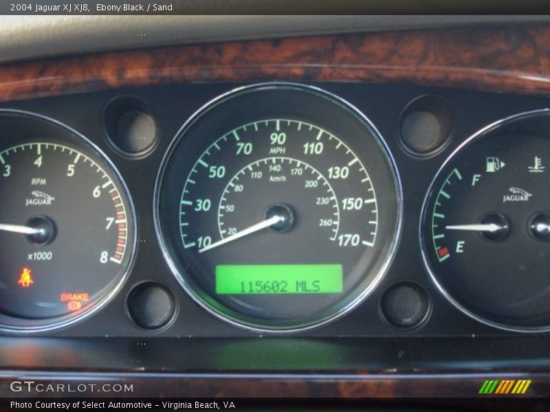 Ebony Black / Sand 2004 Jaguar XJ XJ8