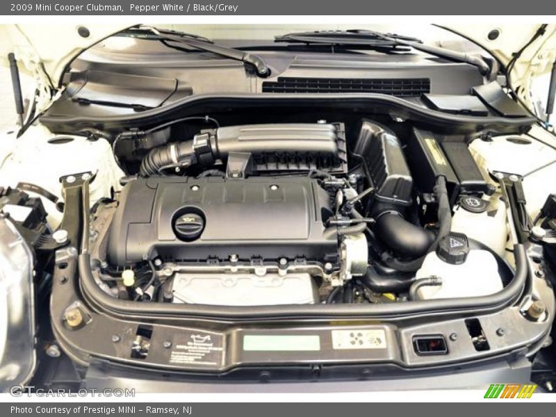 Pepper White / Black/Grey 2009 Mini Cooper Clubman