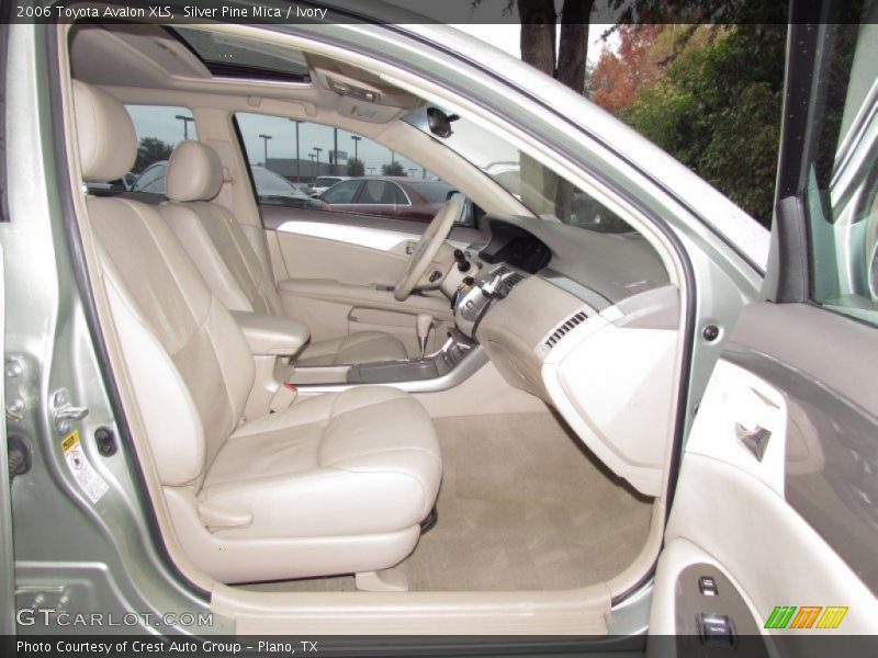 Silver Pine Mica / Ivory 2006 Toyota Avalon XLS