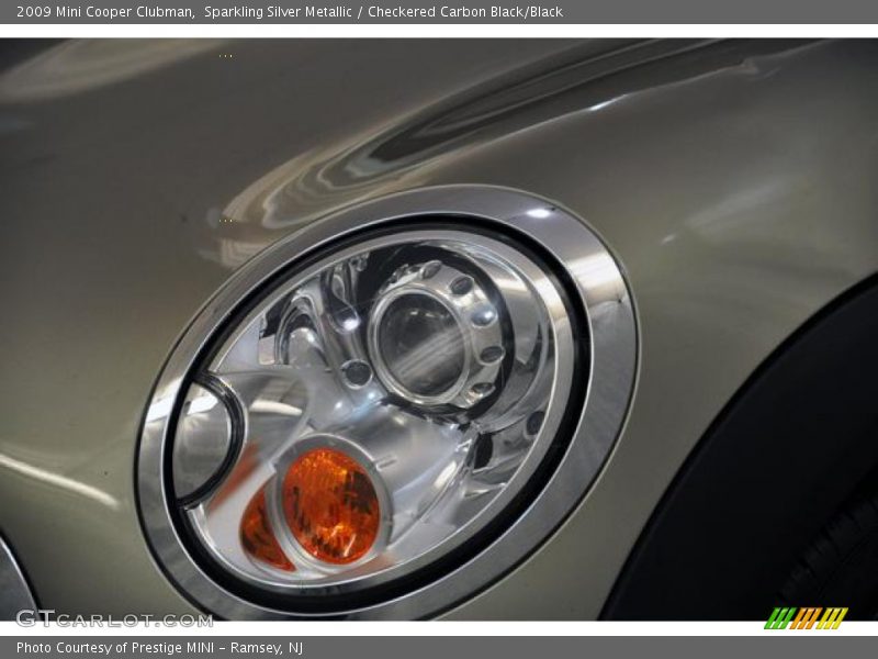 Sparkling Silver Metallic / Checkered Carbon Black/Black 2009 Mini Cooper Clubman
