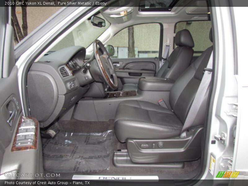 Pure Silver Metallic / Ebony 2010 GMC Yukon XL Denali