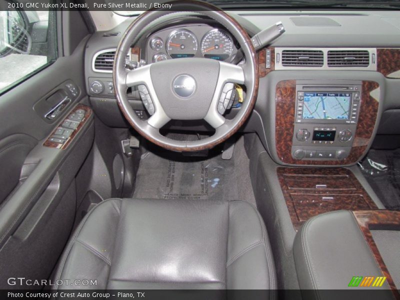 Pure Silver Metallic / Ebony 2010 GMC Yukon XL Denali