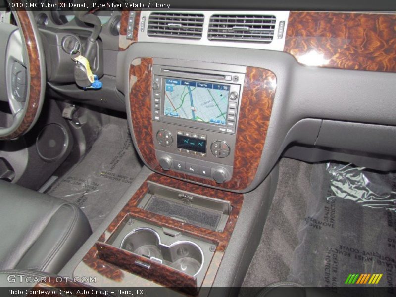 Pure Silver Metallic / Ebony 2010 GMC Yukon XL Denali