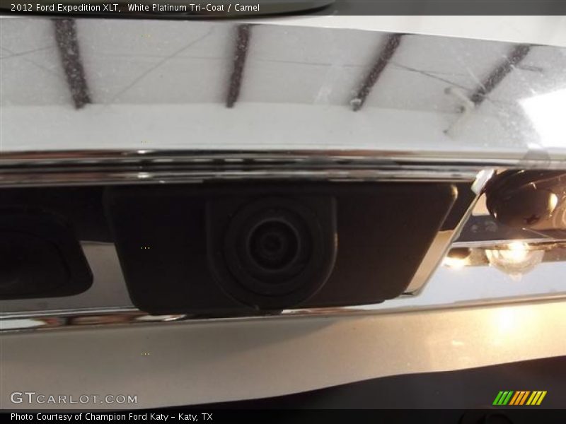 White Platinum Tri-Coat / Camel 2012 Ford Expedition XLT