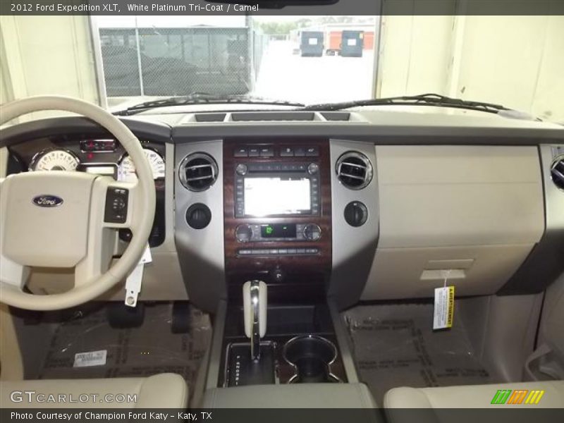 White Platinum Tri-Coat / Camel 2012 Ford Expedition XLT