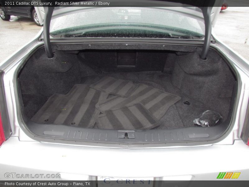 Radiant Silver Metallic / Ebony 2011 Cadillac DTS Luxury
