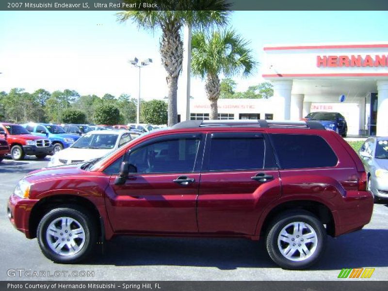 Ultra Red Pearl / Black 2007 Mitsubishi Endeavor LS