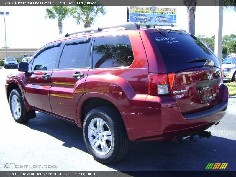 Ultra Red Pearl / Black 2007 Mitsubishi Endeavor LS