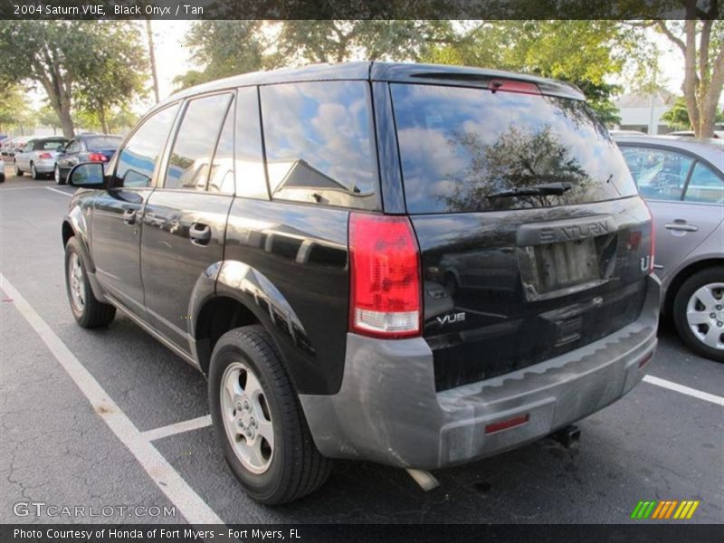 Black Onyx / Tan 2004 Saturn VUE