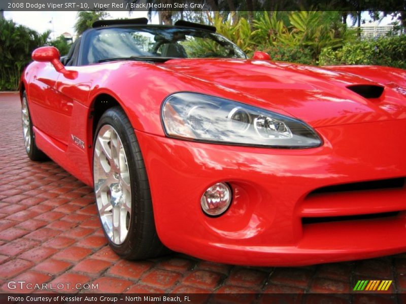 Viper Red / Black/Medium Slate Gray 2008 Dodge Viper SRT-10