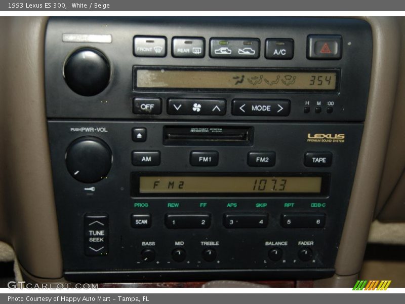 White / Beige 1993 Lexus ES 300