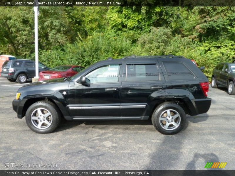 Black / Medium Slate Gray 2005 Jeep Grand Cherokee Laredo 4x4
