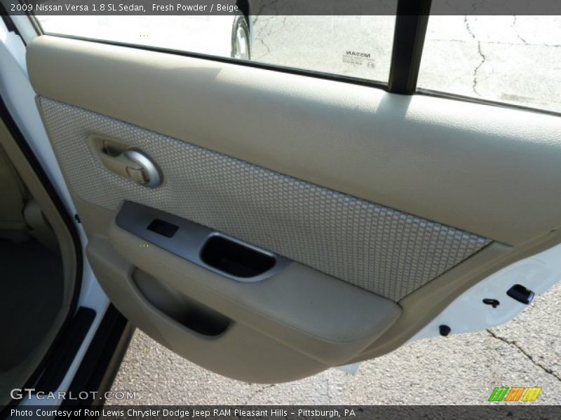 Fresh Powder / Beige 2009 Nissan Versa 1.8 SL Sedan