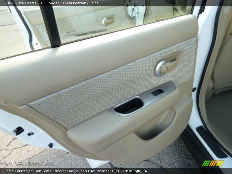 Fresh Powder / Beige 2009 Nissan Versa 1.8 SL Sedan