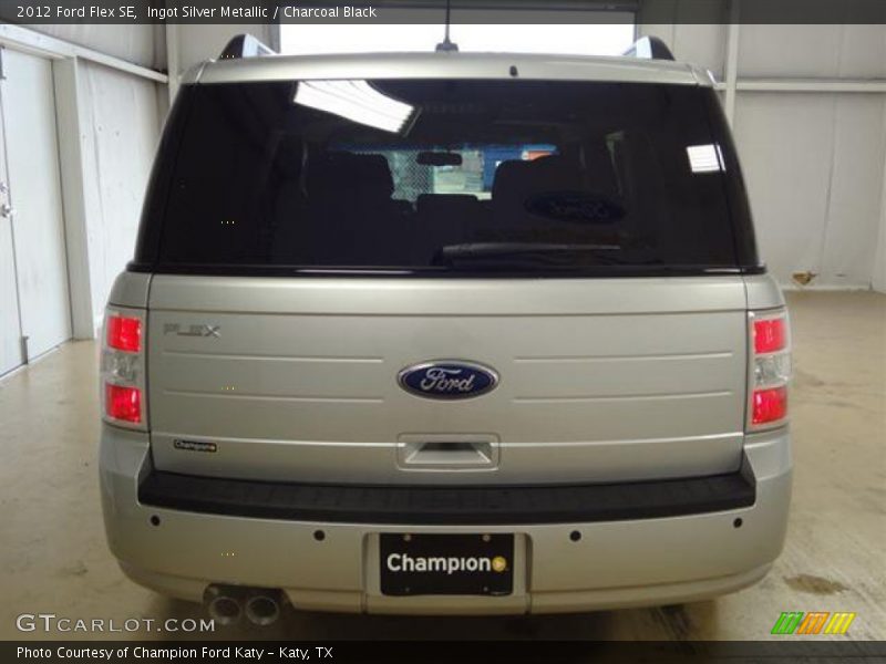 Ingot Silver Metallic / Charcoal Black 2012 Ford Flex SE