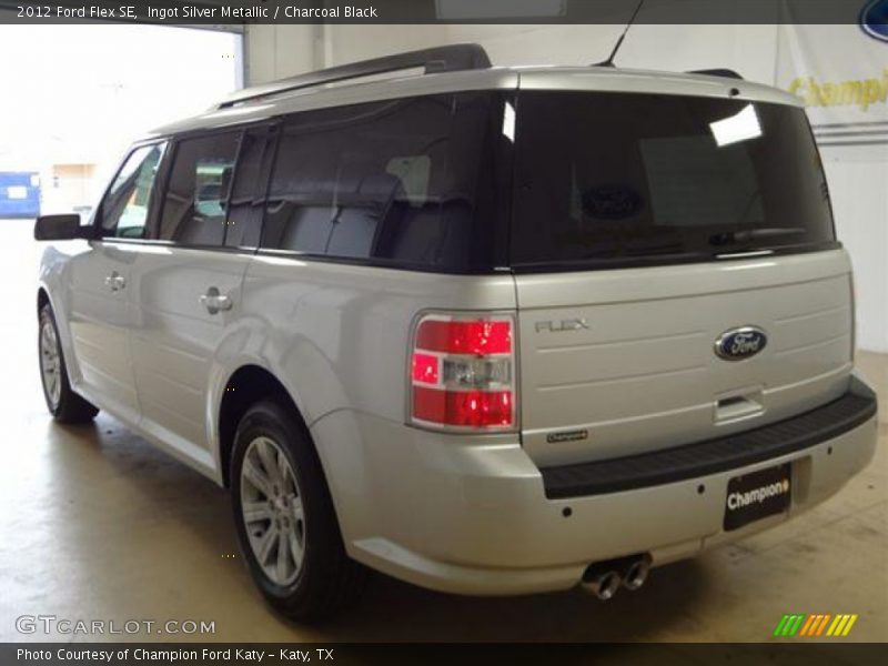 Ingot Silver Metallic / Charcoal Black 2012 Ford Flex SE
