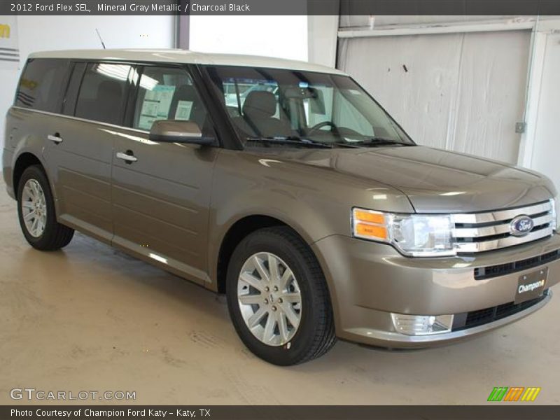 Mineral Gray Metallic / Charcoal Black 2012 Ford Flex SEL