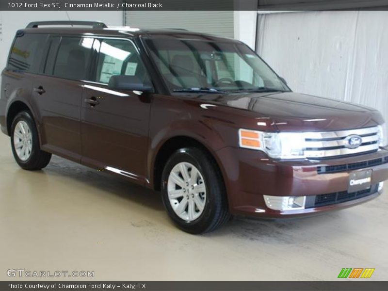 Cinnamon Metallic / Charcoal Black 2012 Ford Flex SE