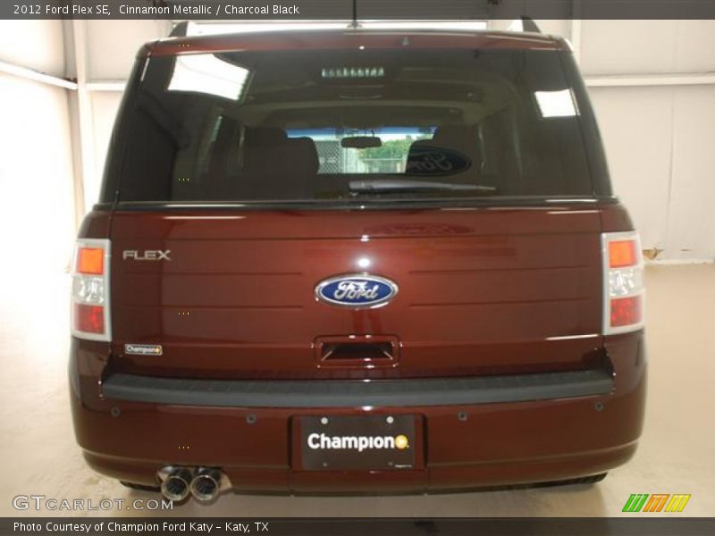 Cinnamon Metallic / Charcoal Black 2012 Ford Flex SE