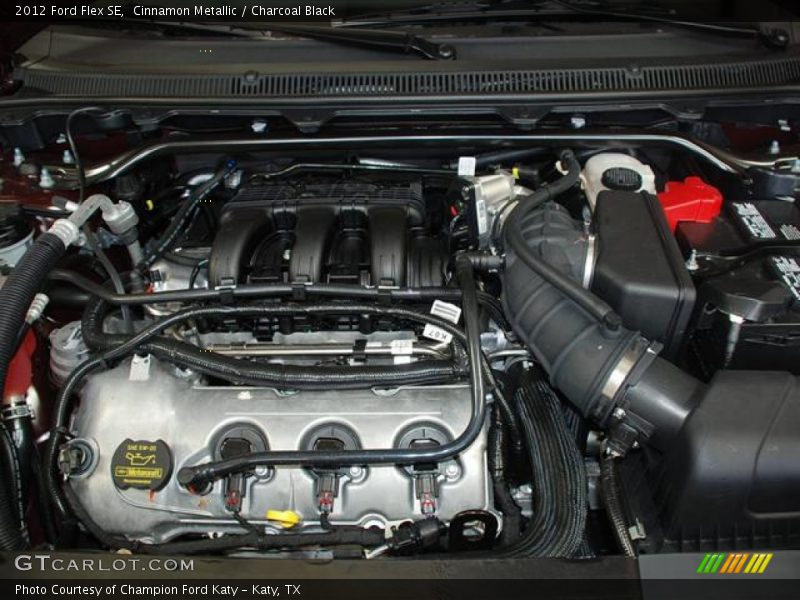 Cinnamon Metallic / Charcoal Black 2012 Ford Flex SE