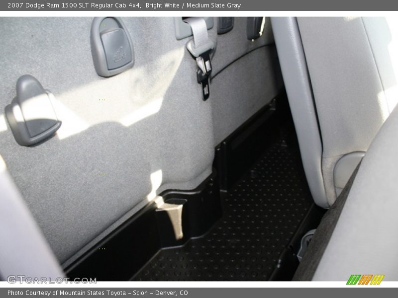 Bright White / Medium Slate Gray 2007 Dodge Ram 1500 SLT Regular Cab 4x4