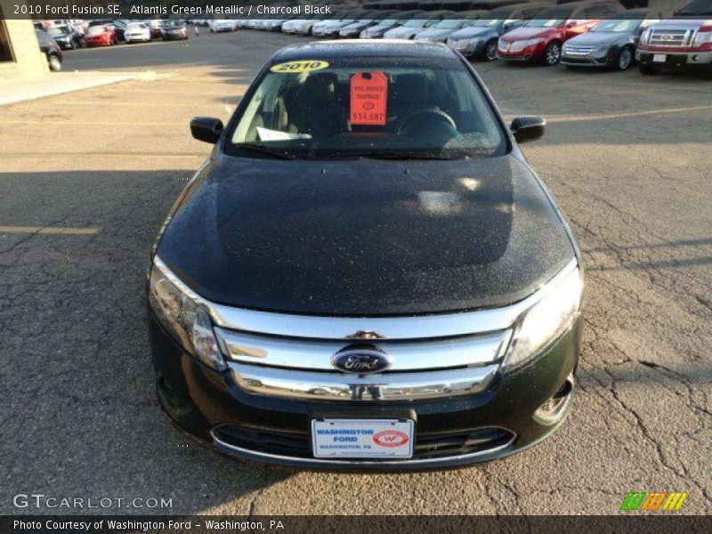 Atlantis Green Metallic / Charcoal Black 2010 Ford Fusion SE